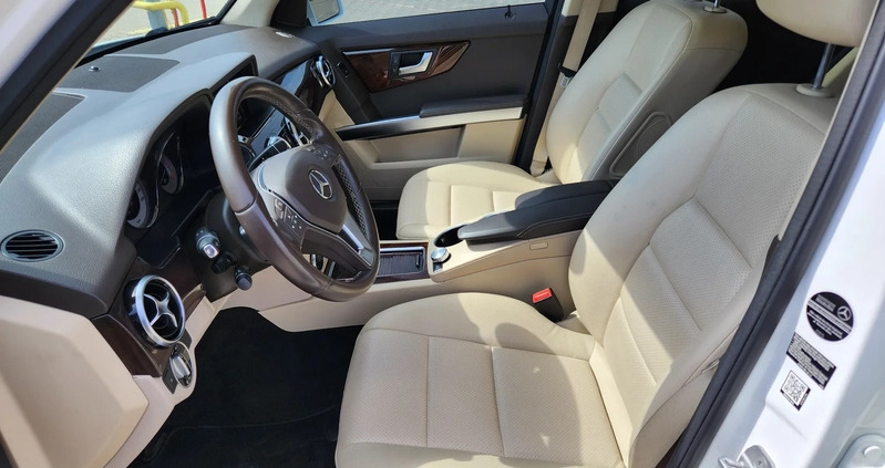 Mercedes-Benz GLK cena 83000 przebieg: 149000, rok produkcji 2015 z Wielichowo małe 466